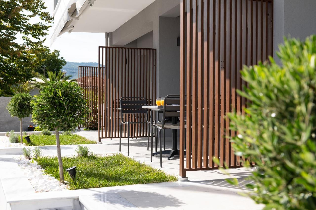 Afros Suites Olympiada Exterior photo