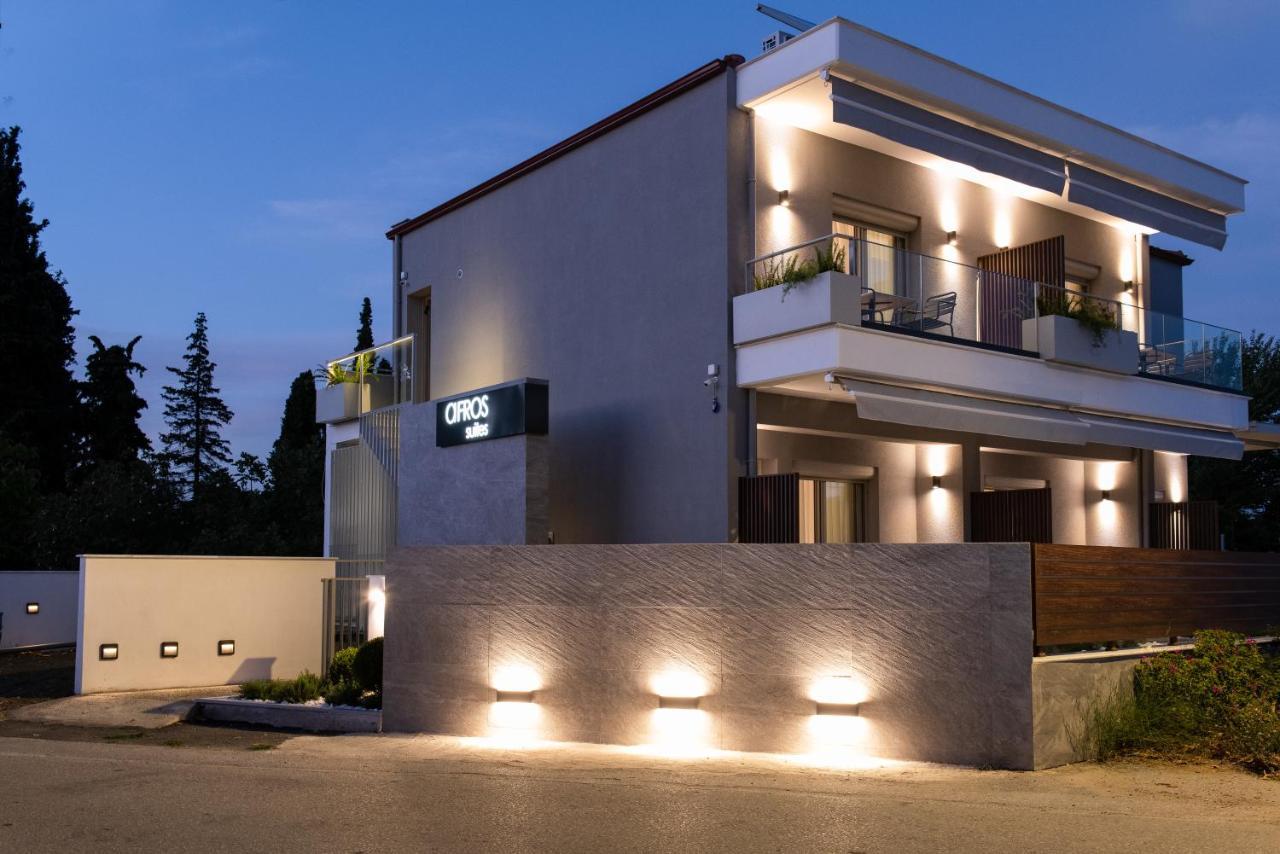 Afros Suites Olympiada Exterior photo
